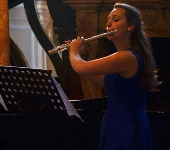 Jónizs-Földi Nikolett